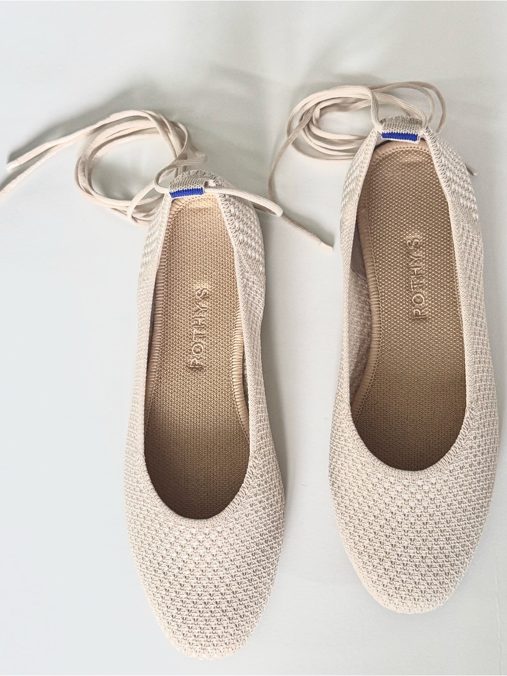 Mint 🖤 Rothys the square wrap off white